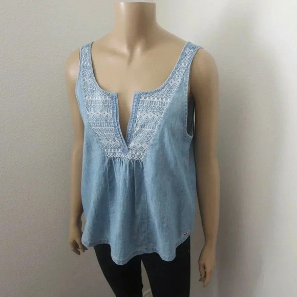 Hollister Size Small V-Neck Chambray Tank - Picture 3 of 7